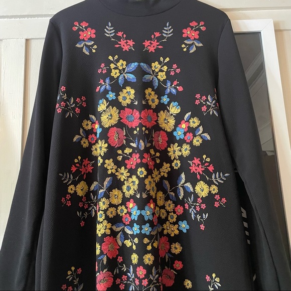 Zara Floral Rubberized Embroidery Black Mini Dress size L - Picture 6 of 11
